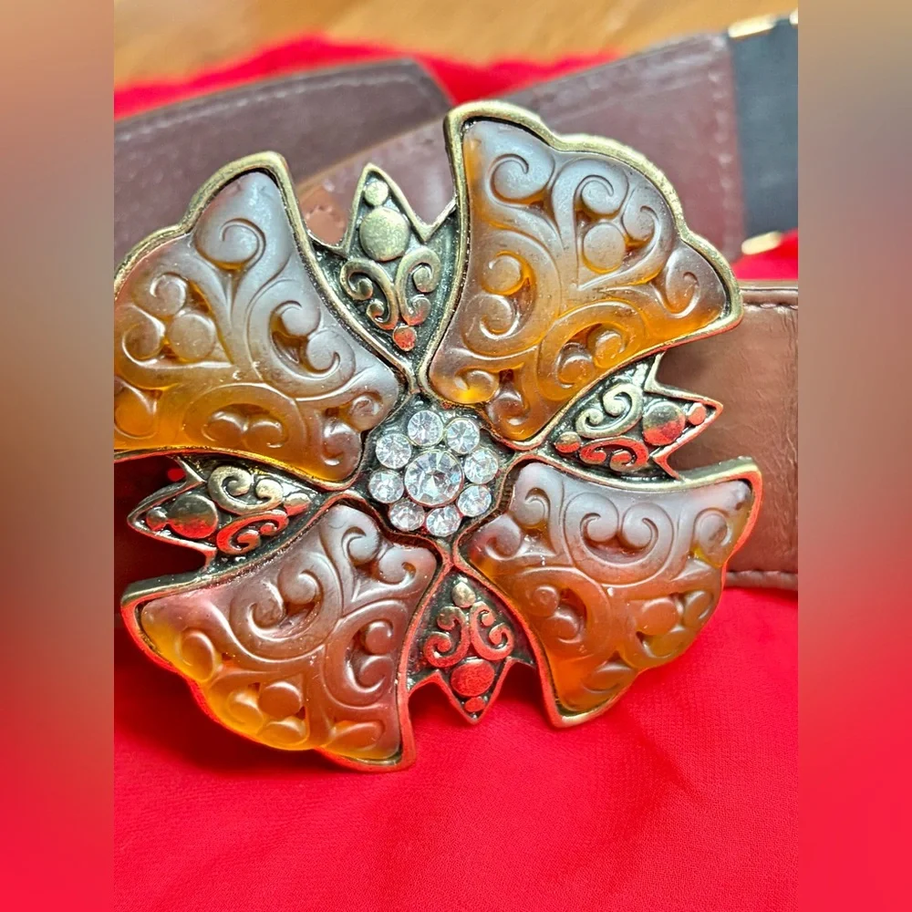 Ornate brass-Tone floral Buckle Filigree Stretch Belt Rhinestone Y2K